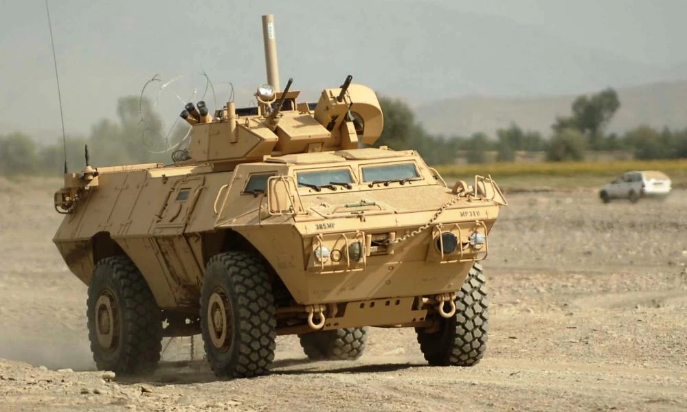 Οι Αμερικανοί στέλνουν ''γυμνά'' τα M1117 στην Ελλάδα